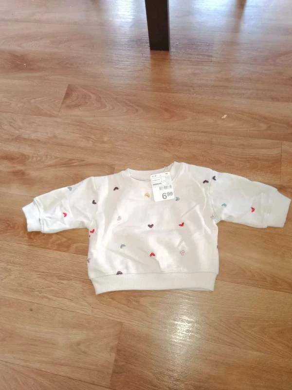zeeman sweat a motif taille 1 MOIS neuf avec étiquette
